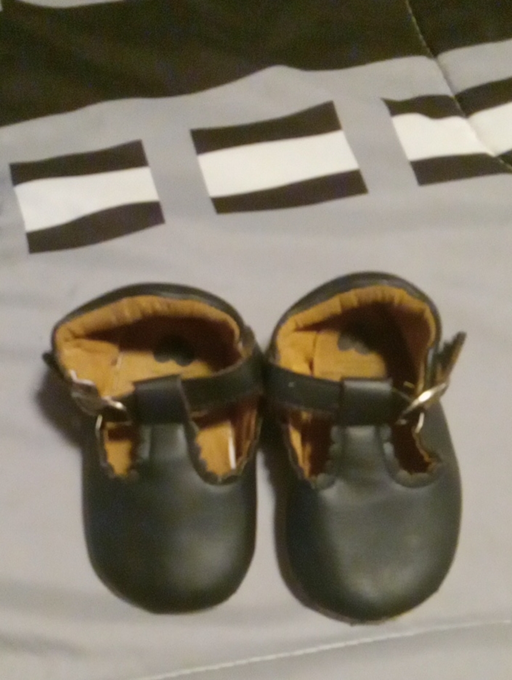 Classic Black Baby Mary Jane Shoes with Buckle